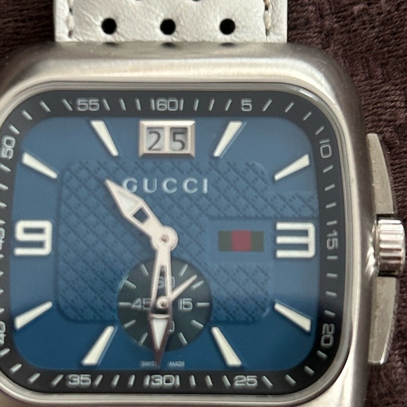 COPY - GUCCI G-Coupe 131.3 Swiss Chrono watch.  Gucci box. Original strap GUC. - Picture 3 of 11